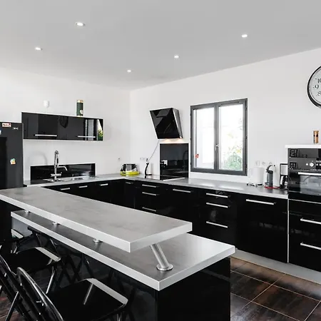 بيت للعطل Belle Avec Piscine - Maison De Margaux *